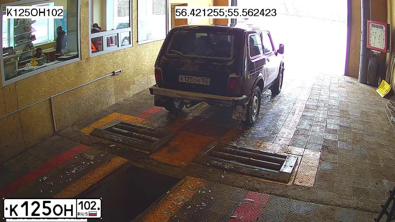 Фото автомобиля LADA 2121 NIVA, 2008 — госномер К125ОН102. Цвет: ВИШНЕВЫЙ