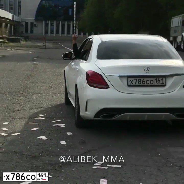 Фото автомобиля MERCEDES C-KLASSE, 2014 — госномер Х786СО161. Цвет: Белый