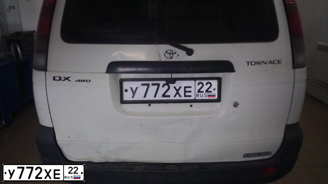 Фото автомобиля TOYOTA TOWN ACE, 2001 — госномер Р577КА154
