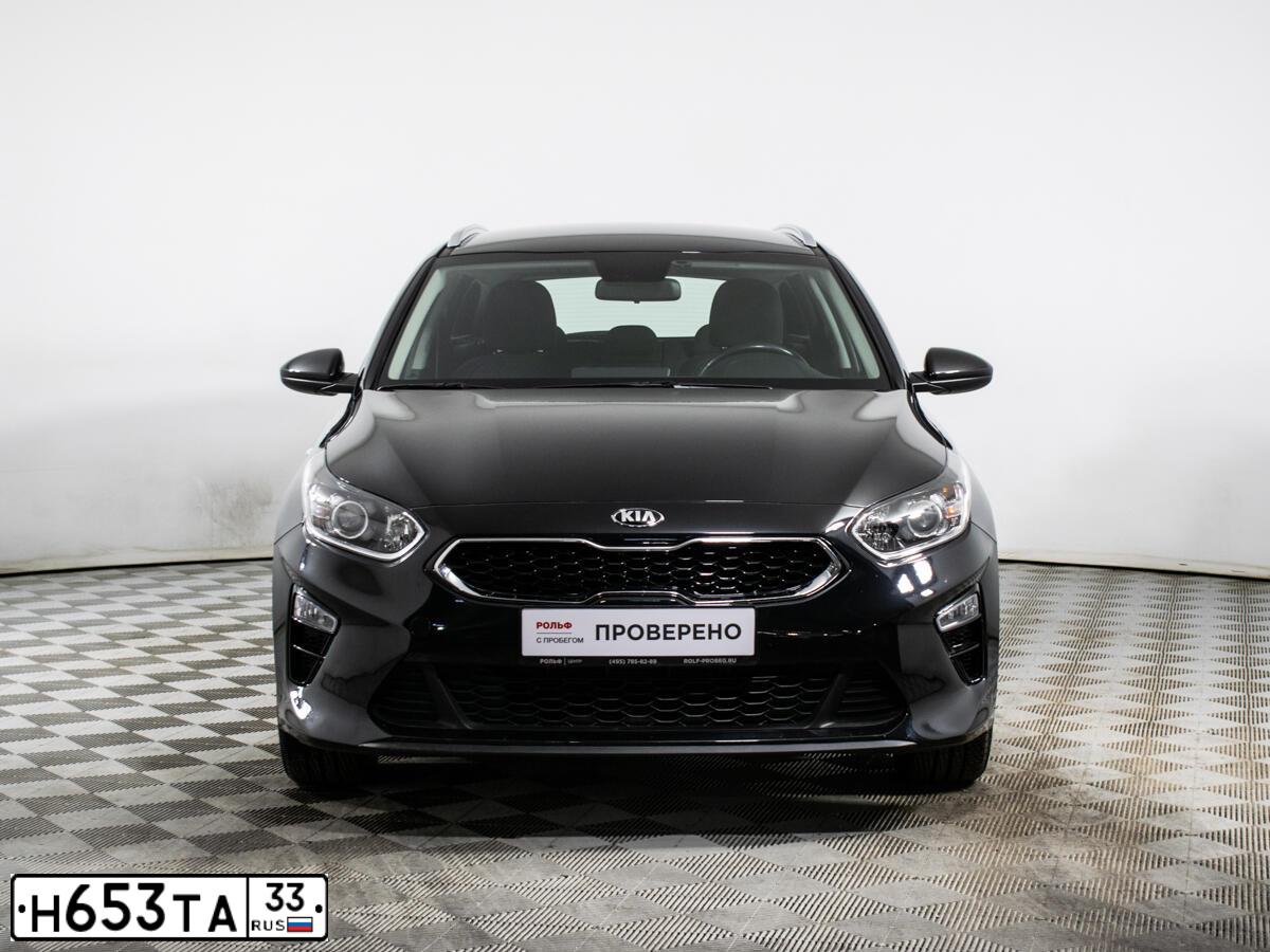 Фото автомобиля KIA CEED, 2021 — госномер Е188КС76. Цвет: ЧЕРНЫЙ