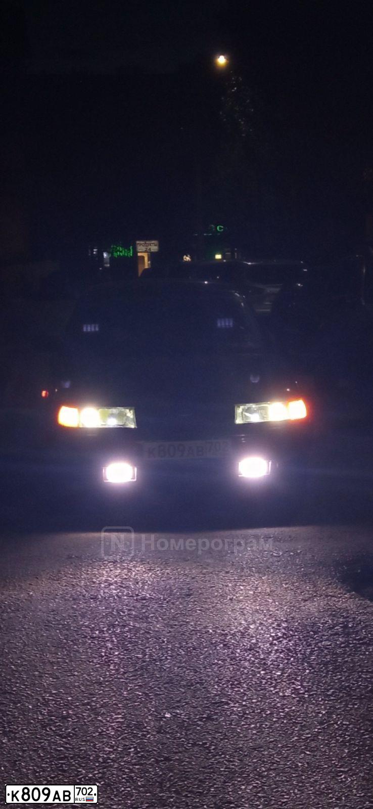Фото автомобиля LADA 2112, 2003 — госномер К809АВ702. Цвет: Темно-зеленый