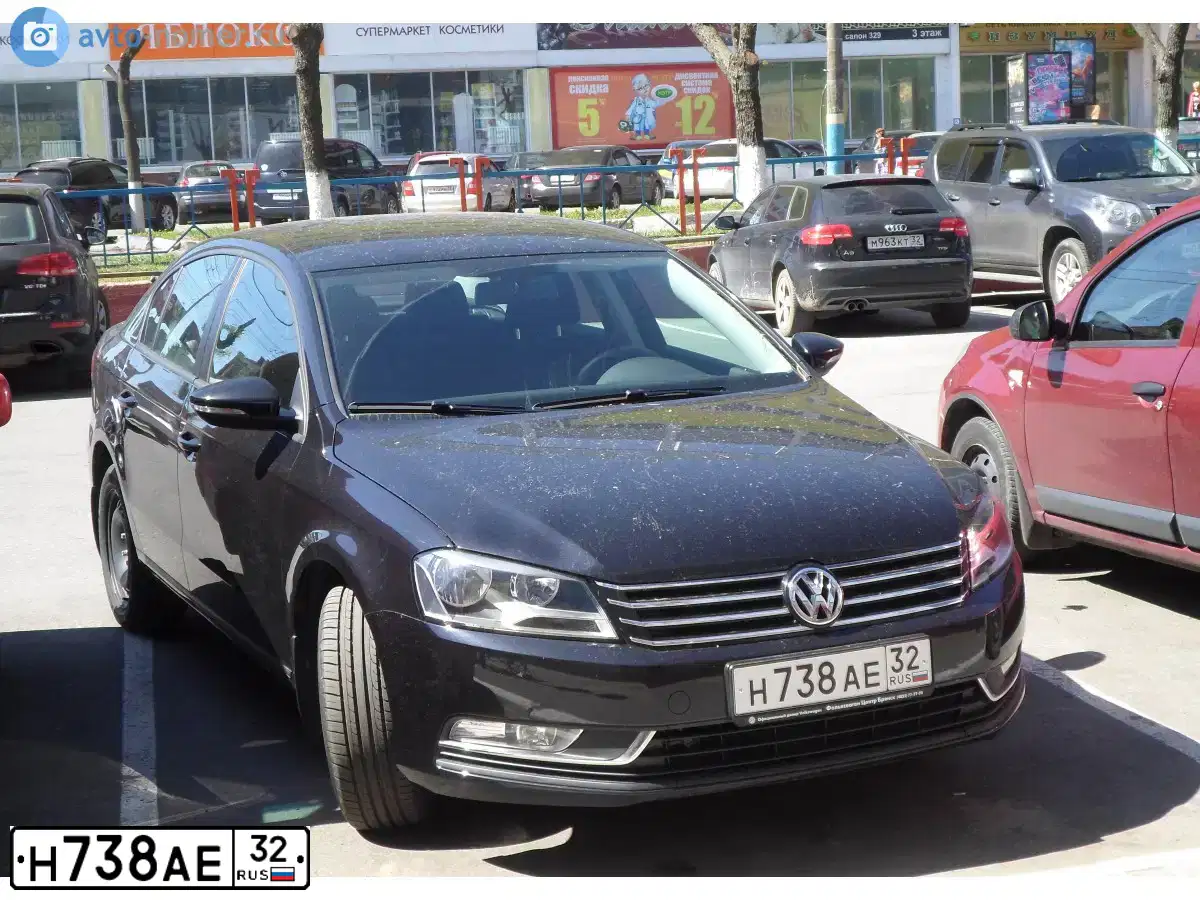 Фото автомобиля VOLKSWAGEN PASSAT, 2013 — госномер К674СЕ53. Цвет: ЧЕРНЫЙ