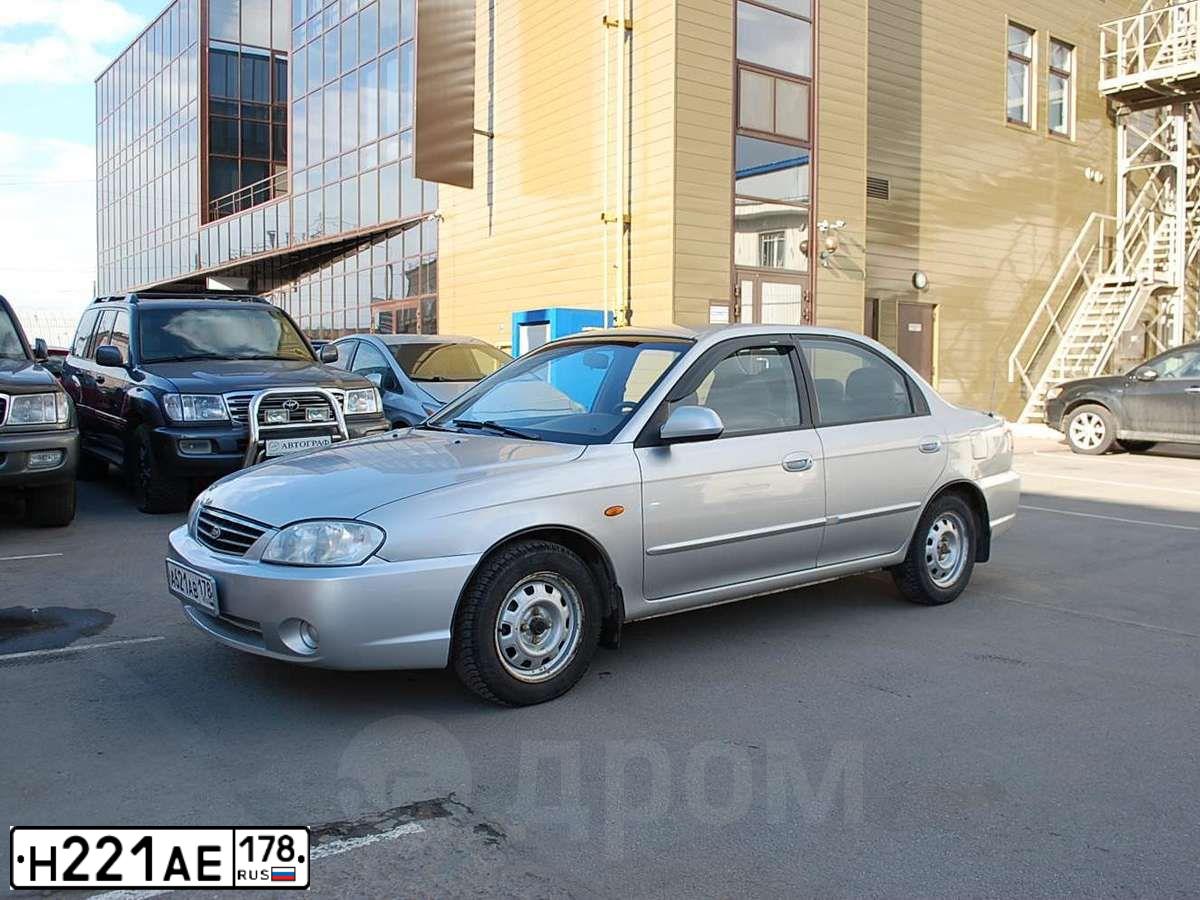 Фото автомобиля HYUNDAI SOLARIS, 2012 — госномер М221АЕ178. Цвет: ЧЕРНО-СЕРЫЙ