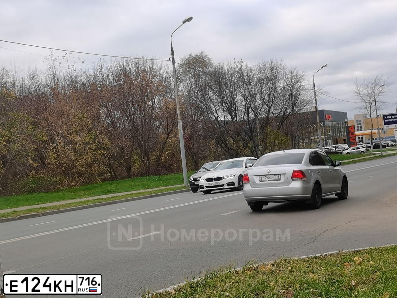 Фото автомобиля VOLKSWAGEN POLO, 2012 — госномер М308НС21. Цвет: СЕРЕБРИСТЫЙ