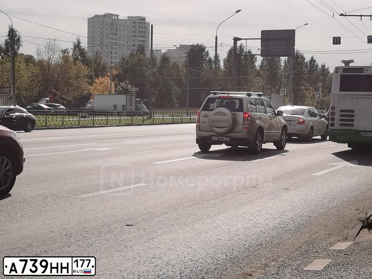Фото автомобиля SUZUKI IGNIS, 2006 — госномер О770УС71. Цвет: ЧЕРНЫЙ