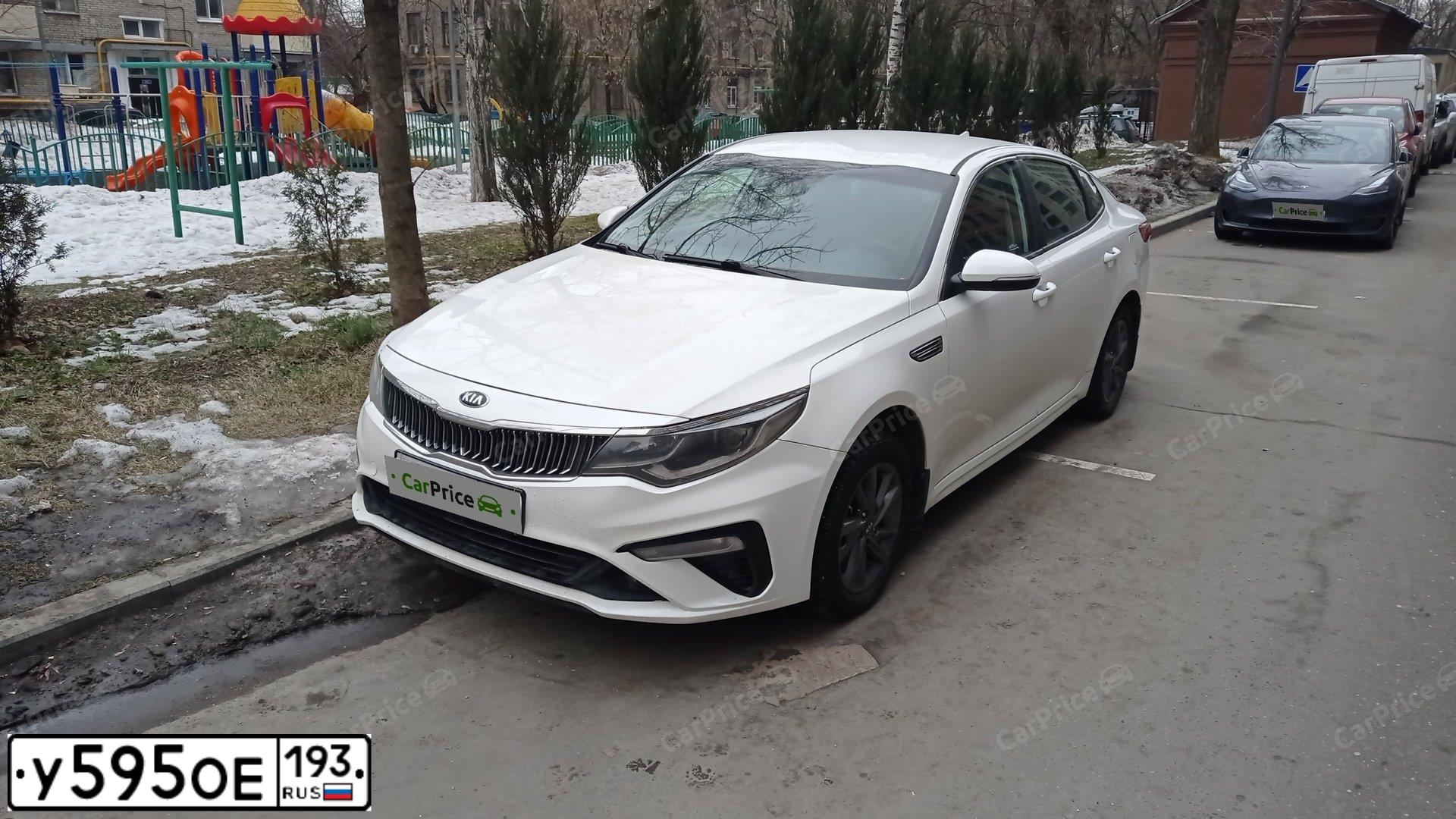 Фото автомобиля KIA MAGENTIS / OPTIMA, 2018 — госномер У877УК57. Цвет: Белый