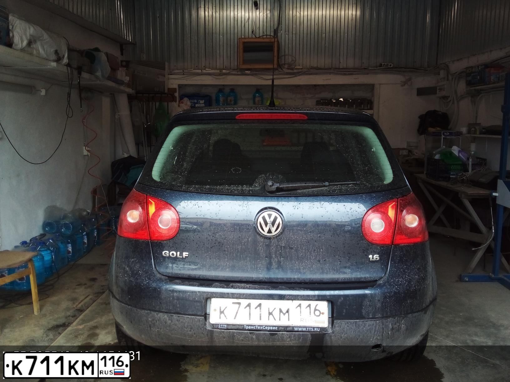 Фото автомобиля VOLKSWAGEN GOLF, 2008 — госномер К711КМ116. Цвет: СЕРО-СИНИЙ