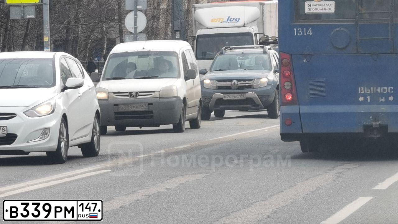 Фото автомобиля SKODA OCTAVIA, 2007 — госномер В339РМ147