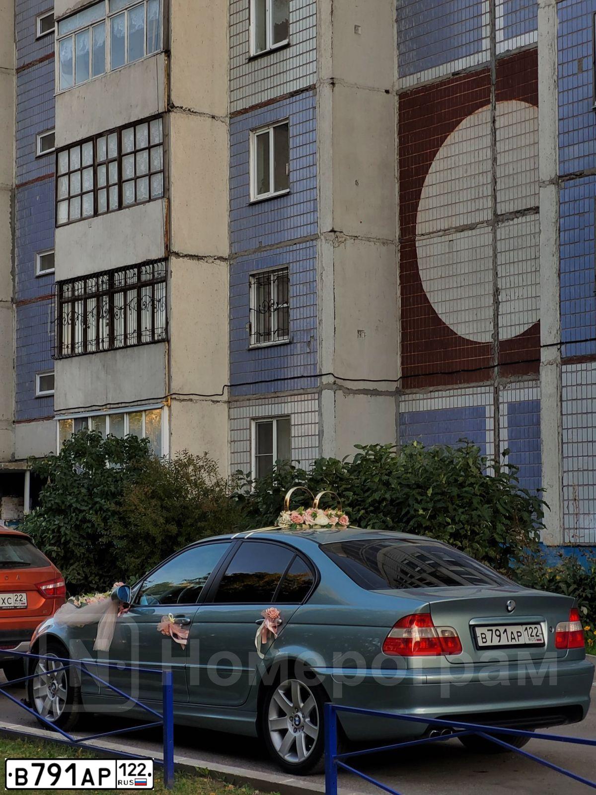 Фото автомобиля BMW SERIE 3, 2003 — госномер В791АР122. Цвет: СЕРО-ЗЕЛЕНЫЙ