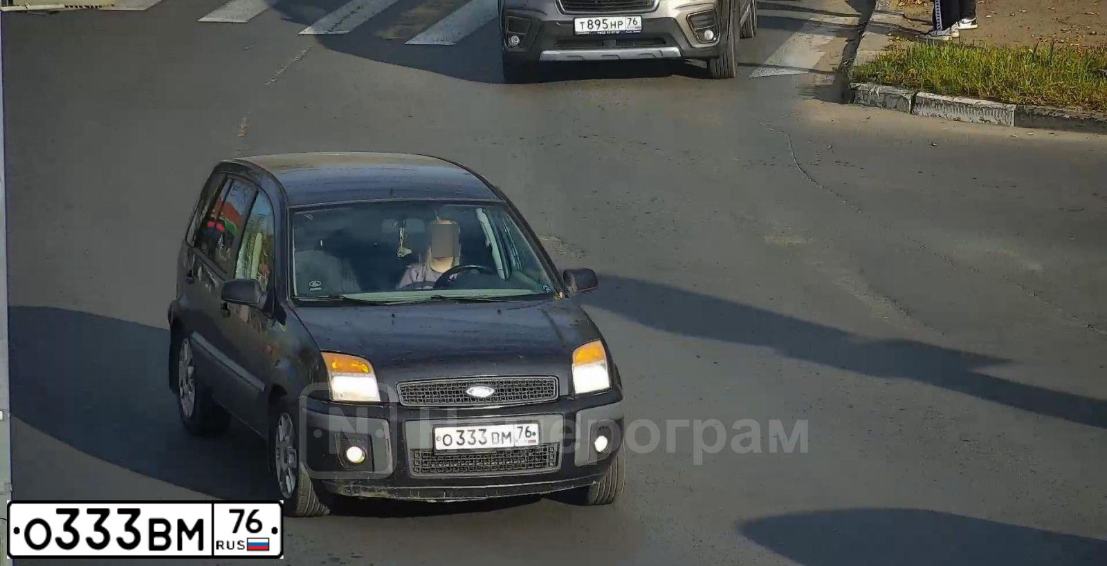 Фото автомобиля FORD FUSION, 2006 — госномер О333ВМ76. Цвет: ЧЕРНЫЙ