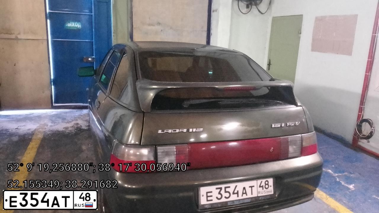 Фото автомобиля LADA 2112, 2006 — госномер Е354АТ48. Цвет: ЗОЛОТИСТЫЙ ТЕМНО-ЗЕЛЕНЫЙ