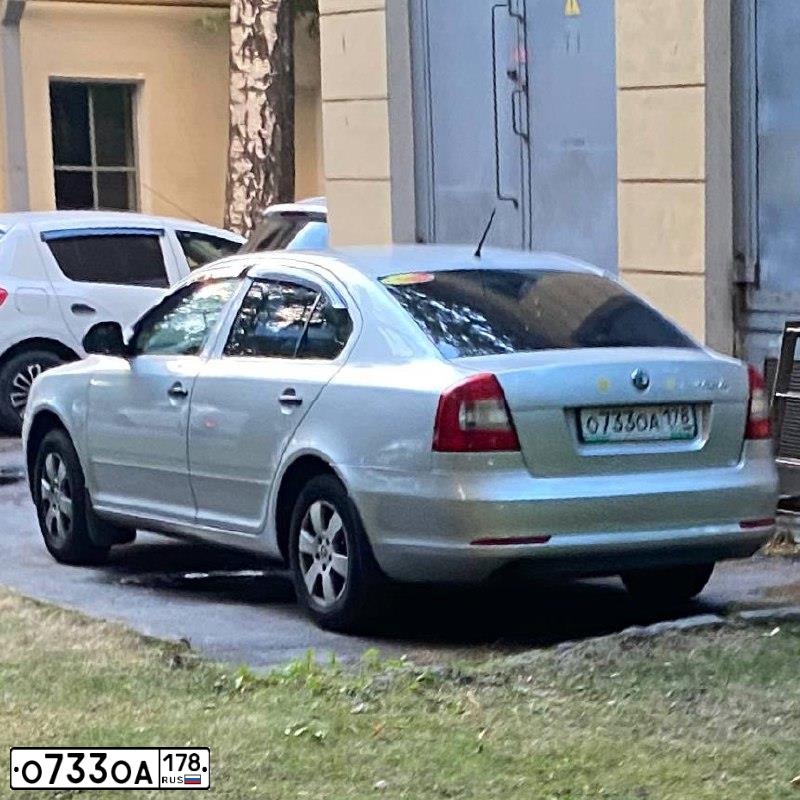 Фото автомобиля SKODA OCTAVIA, 2013 — госномер О733ОА178. Цвет: СЕРЕБРИСТЫЙ