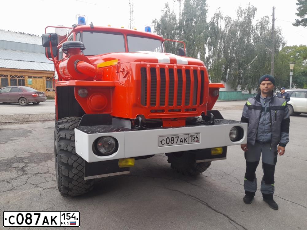 Фото автомобиля Р10050 БЕЗ МОДЕЛИ, 2013 — госномер С087АК154. Цвет: цв. сх. ГОСТ Р 50574-2002