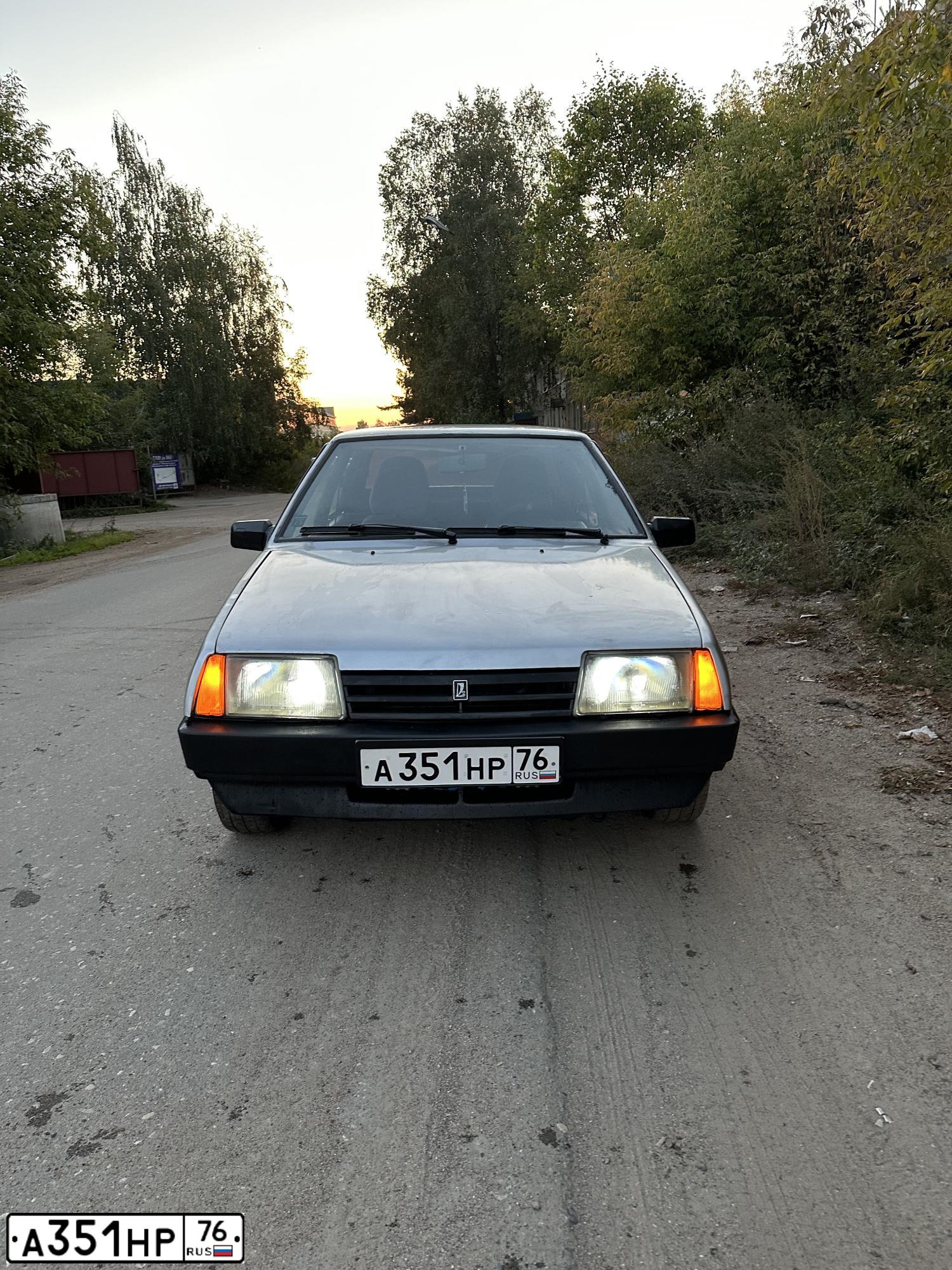 Фото автомобиля LADA 2109 SAMARA, 2004 — госномер Н464КВ44. Цвет: СЕРЫЙ