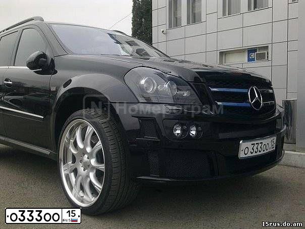 Фото автомобиля МЕРСЕДЕС-БЕНЦ S500 4 MATIC, 2015 — госномер Е897ОТ15. Цвет: ЧЕРНЫЙ