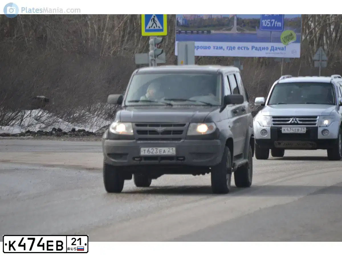 Фото автомобиля VOLKSWAGEN MULTIVAN, 2003 — госномер К474ЕВ21. Цвет: СЕРЫЙ ТЕМНЫЙ