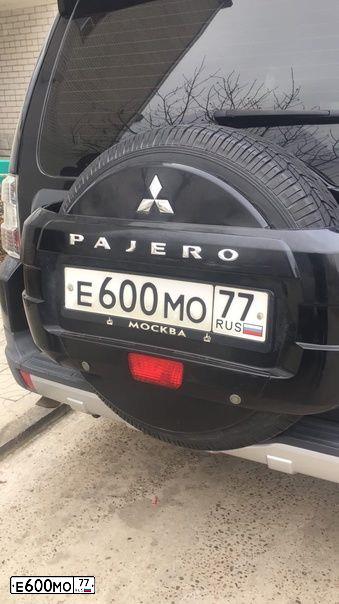 Фото автомобиля MITSUBISHI PAJERO, 2007 — госномер К586МТ797. Цвет: ЧЕРНЫЙ