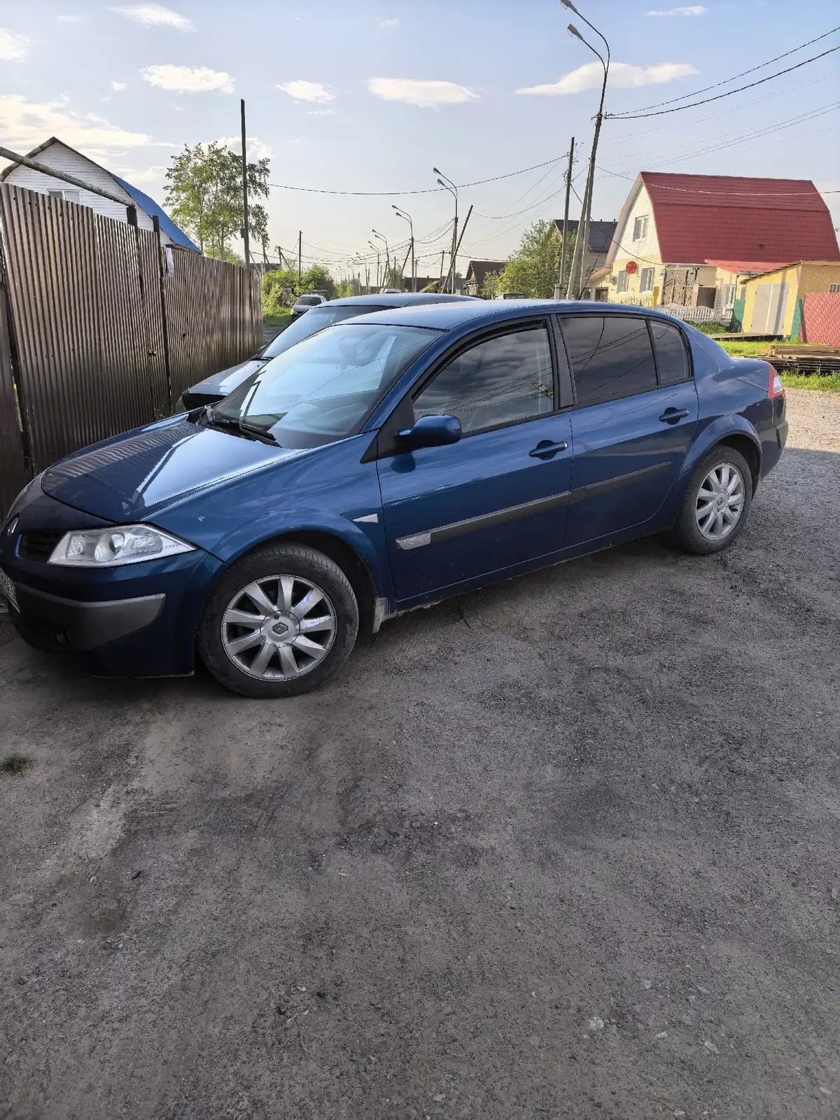 Фото автомобиля RENAULT MEGANE, 2006 — госномер А178МА72. Цвет: синий