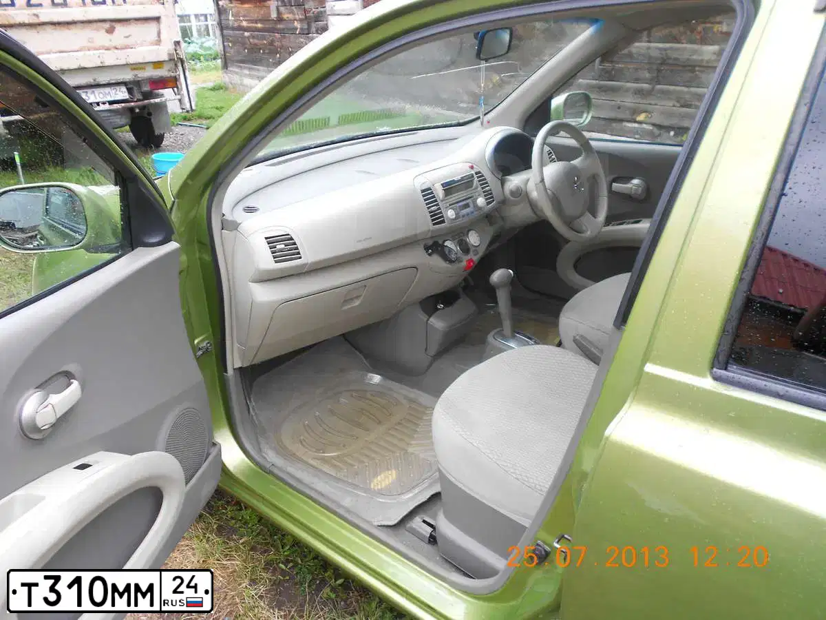 Фото автомобиля VOLKSWAGEN JETTA, 1989 — госномер Н278ММ124. Цвет: КРАСНЫЙ