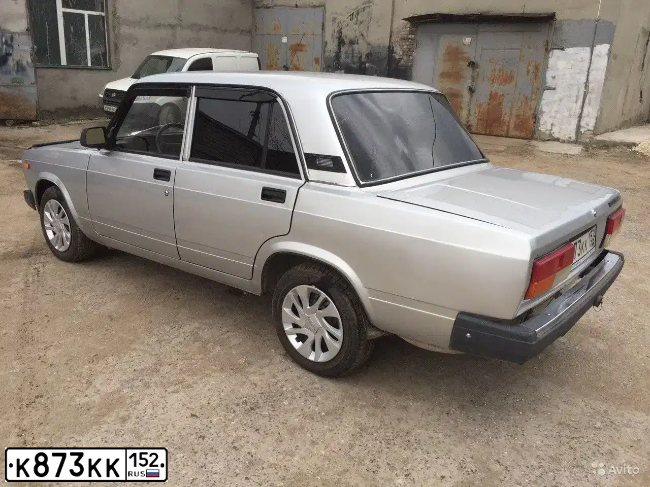 Фото автомобиля LADA 2107, 2012 — госномер М017КН761. Цвет: Серебристый