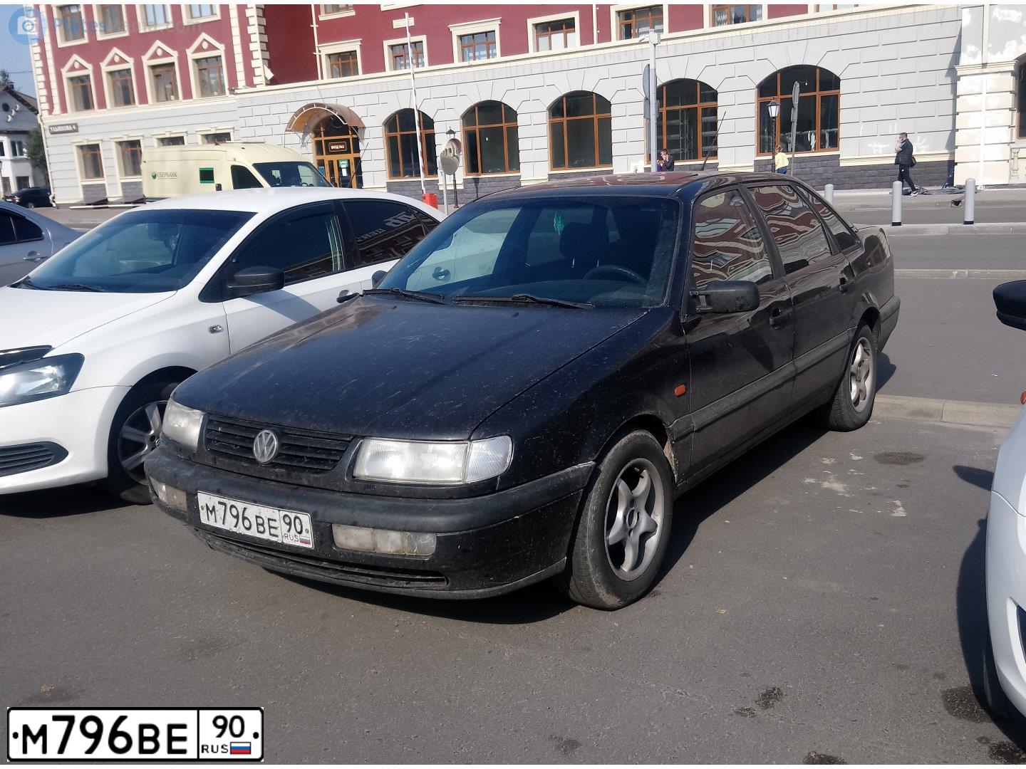 Фото автомобиля VOLKSWAGEN PASSAT, 1994 — госномер О464РХ32