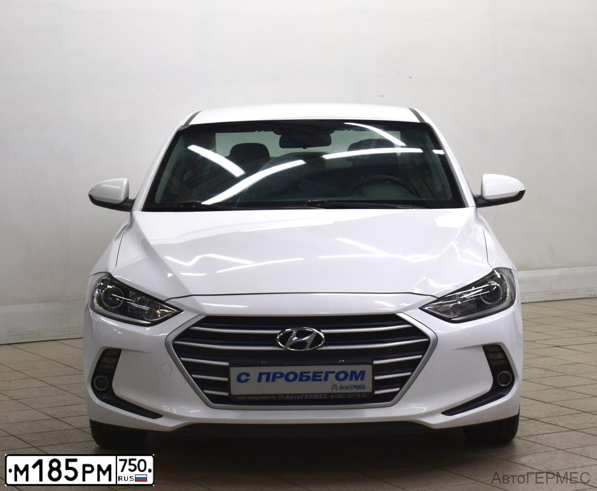 Фото автомобиля HYUNDAI ELANTRA, 2017 — госномер М185РМ750. Цвет: БЕЛЫЙ