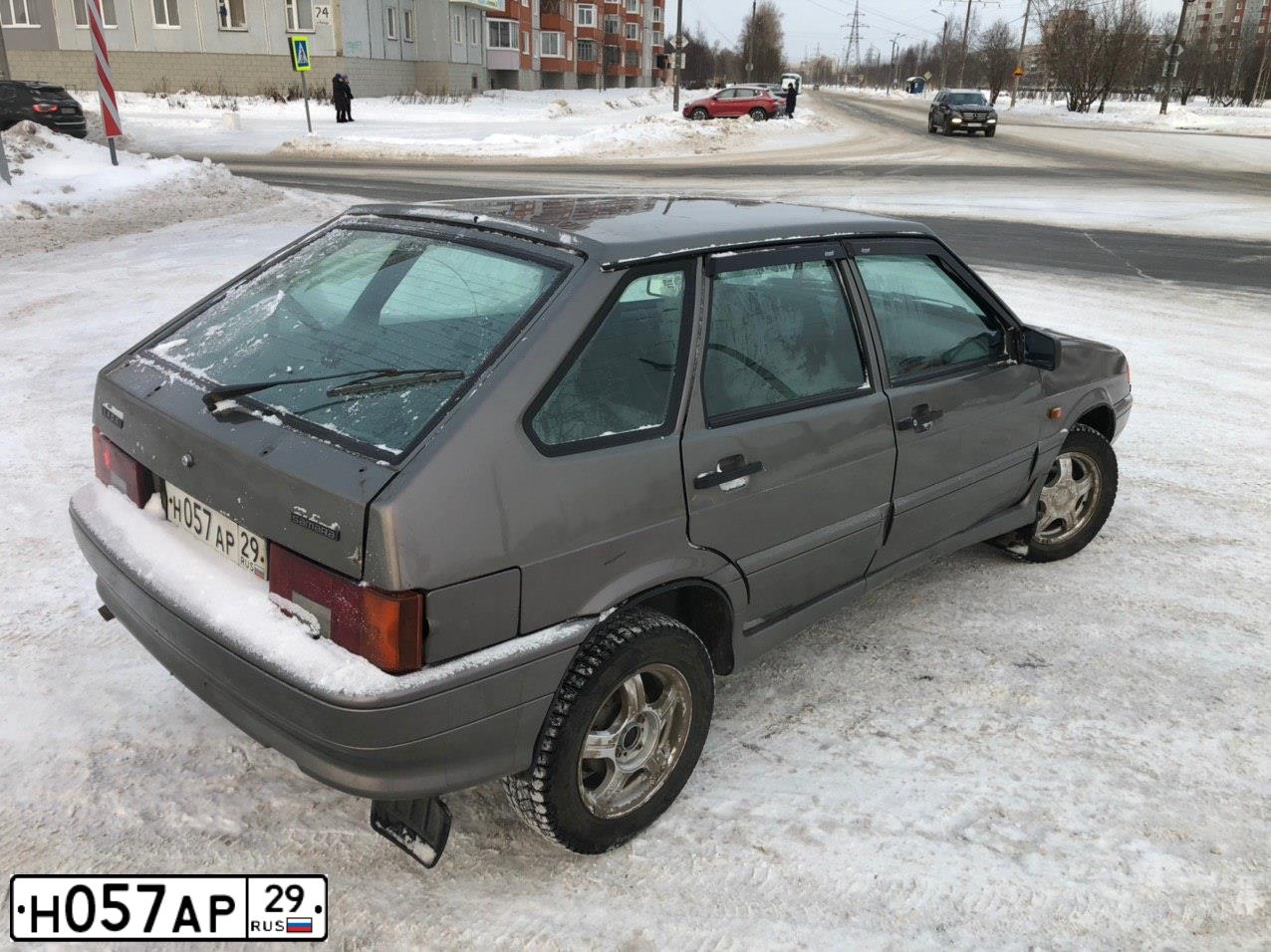 Фото автомобиля LADA 2114 SAMARA, 2008 — госномер О800ВТ29. Цвет: СЕРЕБРИСТО-КОРИЧНЕВЫЙ