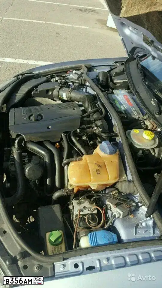 Фото автомобиля VOLKSWAGEN PASSAT, 1999 — госномер В356АМ750. Цвет: СИНИЙ