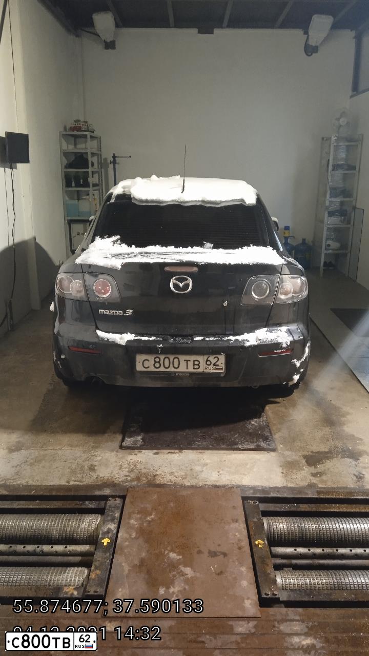 Фото автомобиля MAZDA 3, 2008 — госномер С800ТВ62. Цвет: ЧЕРНЫЙ