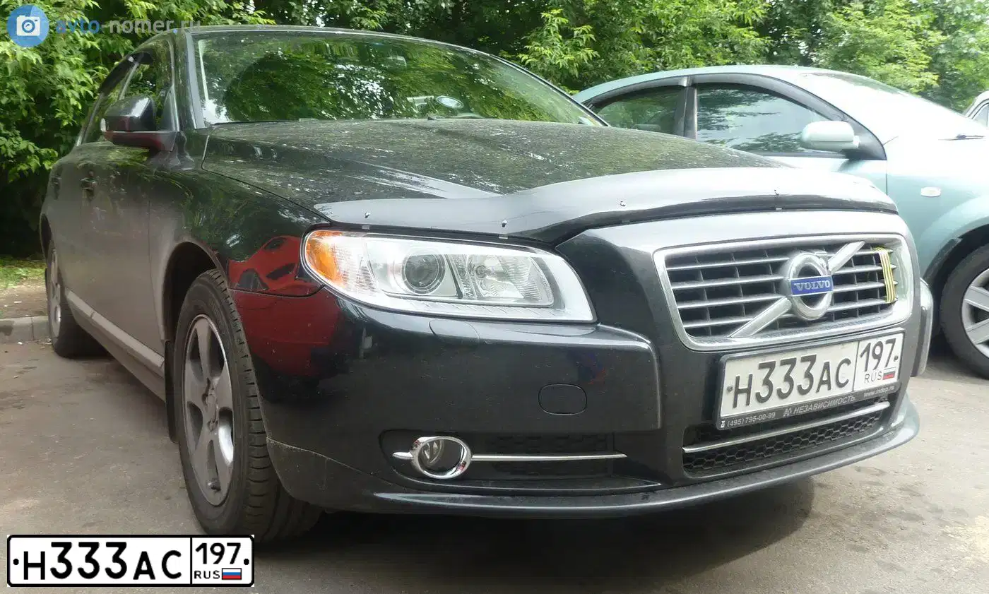 Фото автомобиля LEXUS ES, 2013 — госномер Н333АС197. Цвет: ЧЕРНЫЙ