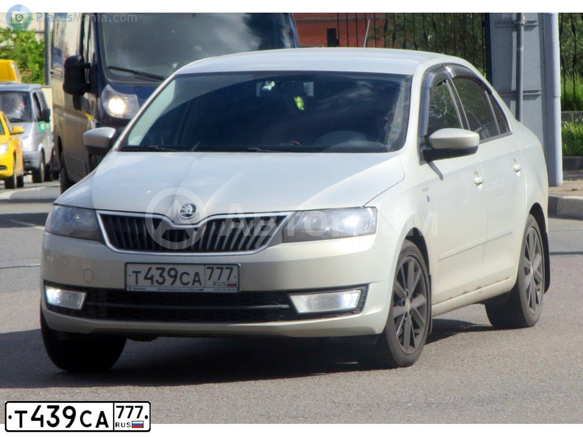 Фото автомобиля SKODA RAPID, 2016 — госномер К243ВВ164. Цвет: Серебристо-Желтый