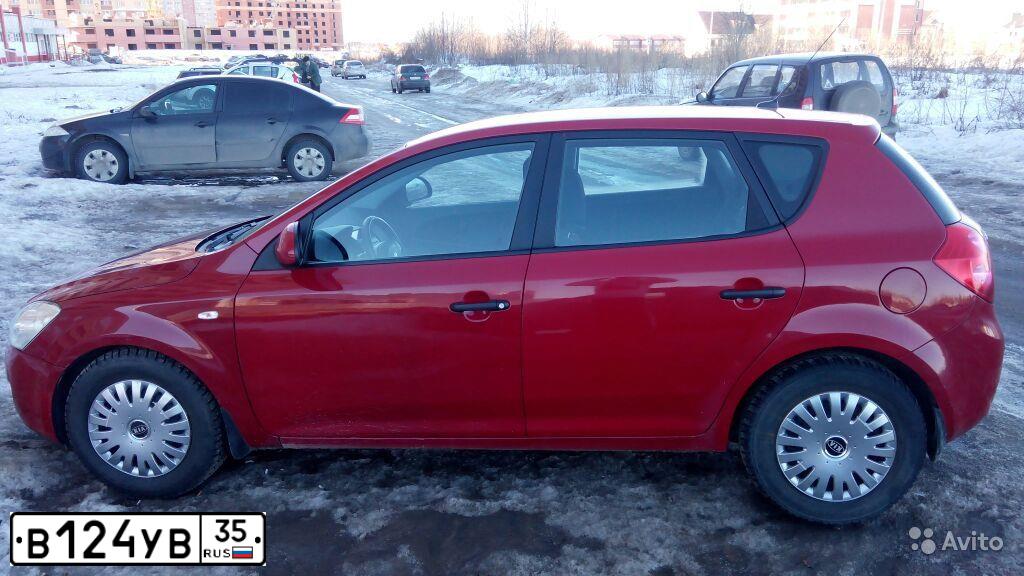 Фото автомобиля KIA CEE'D, 2008 — госномер О757ТК150. Цвет: ВИШНЕВЫЙ