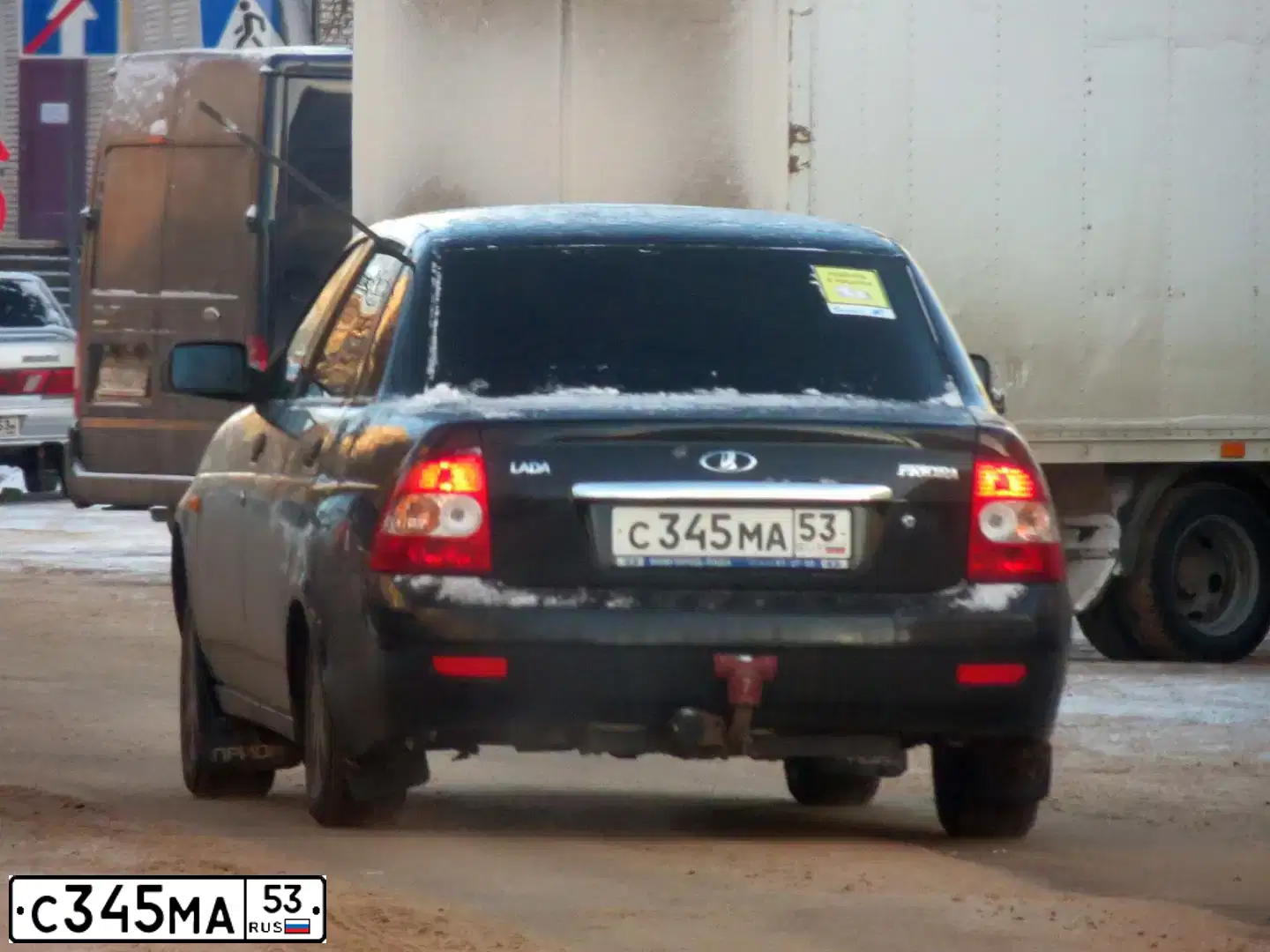 Фото автомобиля LADA 2170 PRIORA, 2011 — госномер Т709УВ69. Цвет: ЧЕРНО-СИНИЙ