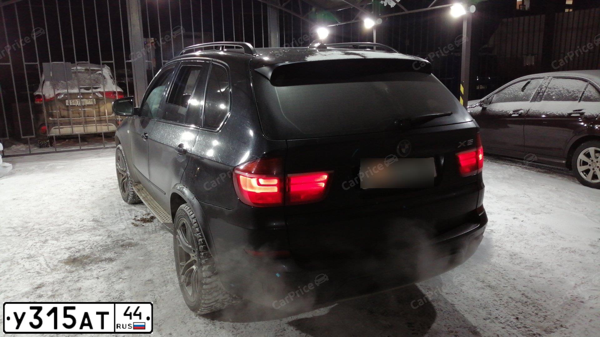 Фото автомобиля BMW X5, 2010 — госномер М141РР82. Цвет: ЧЕРНЫЙ