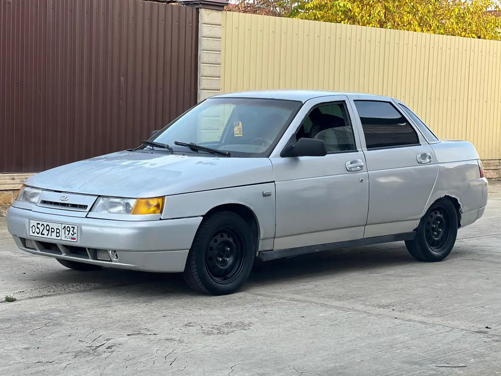 Фото автомобиля LADA 2110, 2003 — госномер О529РВ193. Цвет: Светло-Серебристый металлик