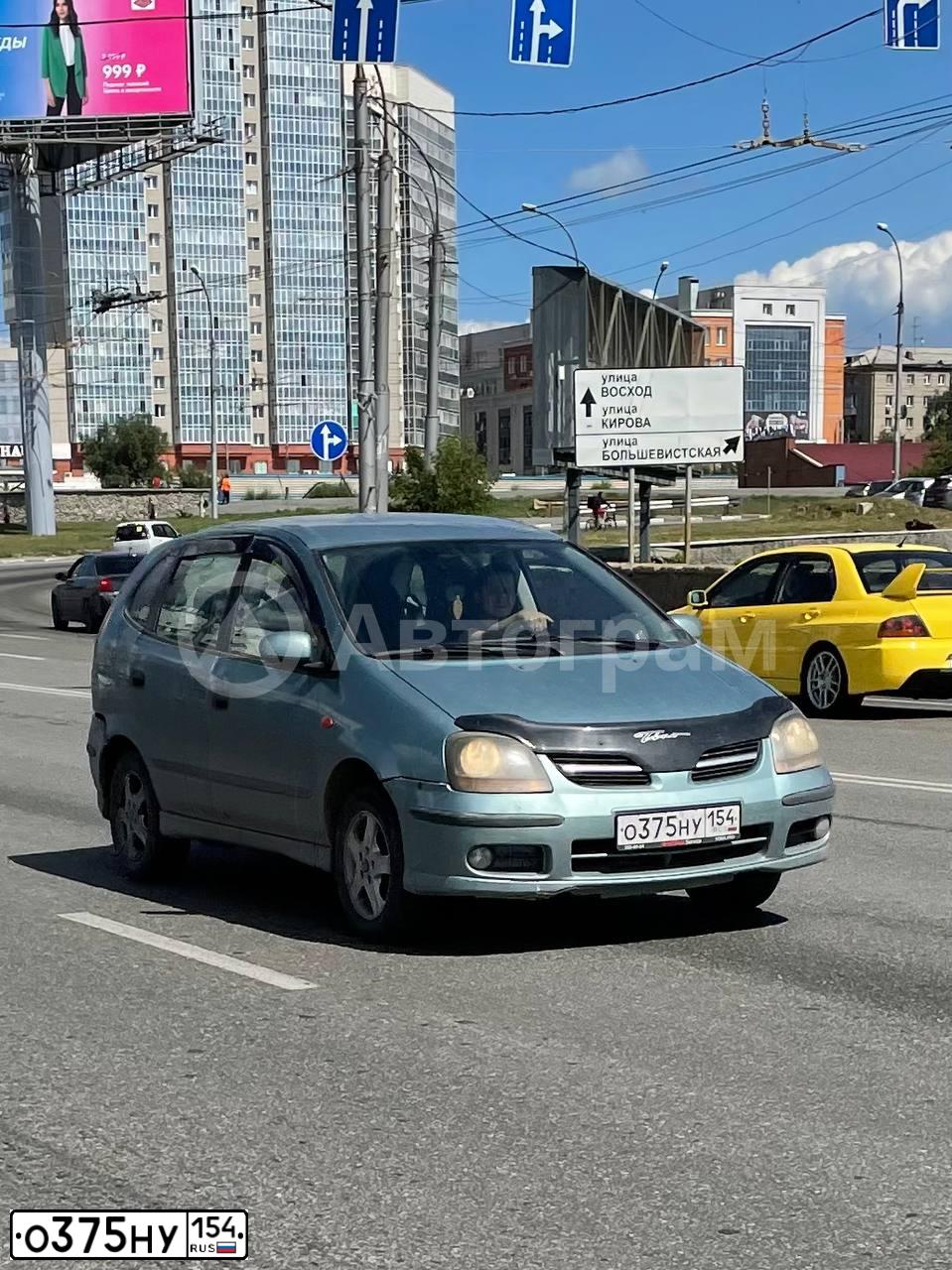 Фото автомобиля NISSAN ALMERA, 2001 — госномер В288ЕУ122. Цвет: СВЕТЛО-ЗЕЛЕНЫЙ