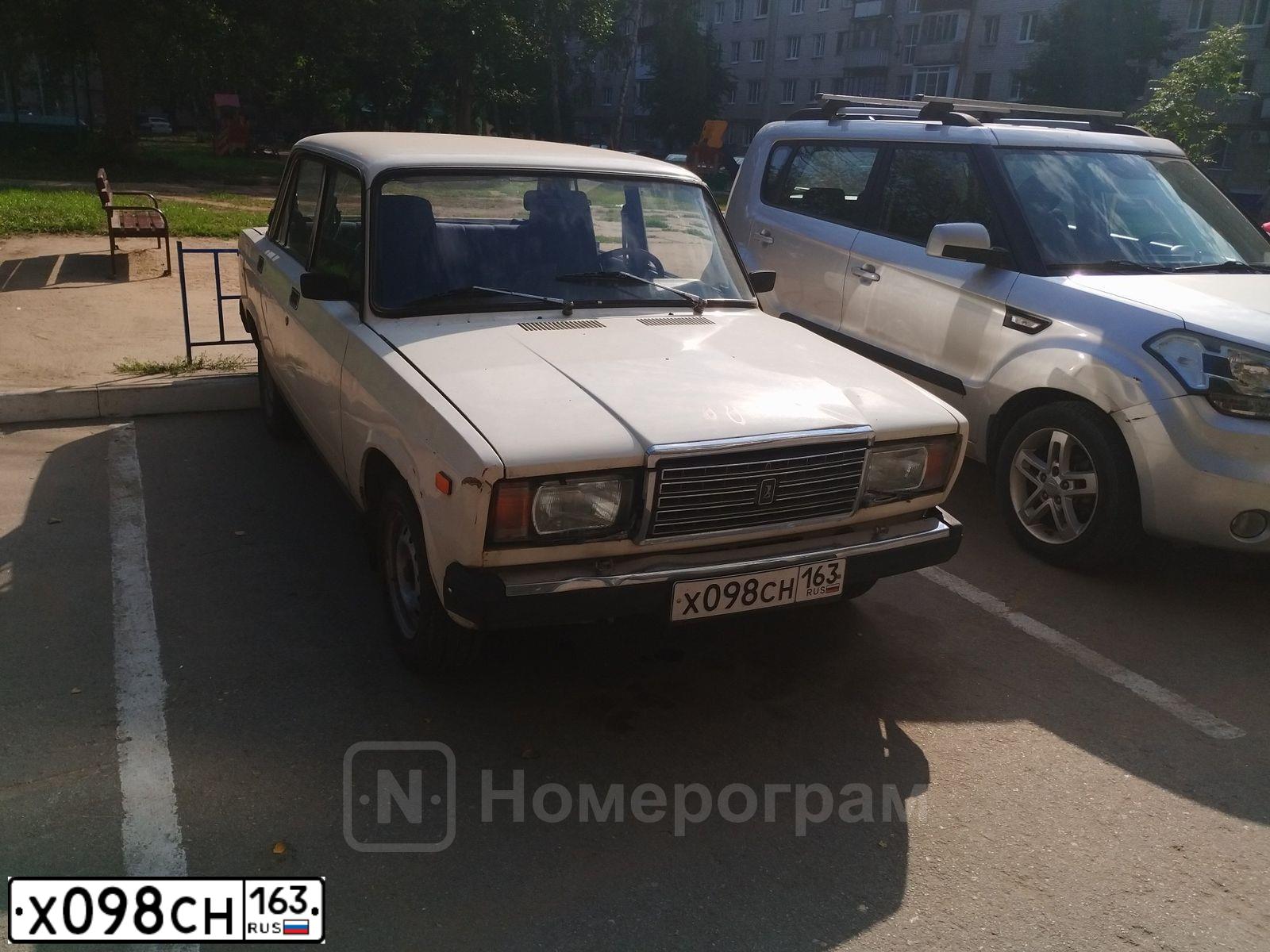 Фото автомобиля LADA 2107, 1991 — госномер Х098СН163. Цвет: САФАРИ