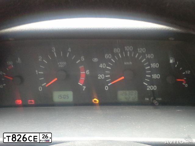Фото автомобиля LADA 2114 SAMARA, 2005 — госномер Т826СЕ26. Цвет: СВЕТЛО-СЕРЫЙ МЕТАЛЛИК