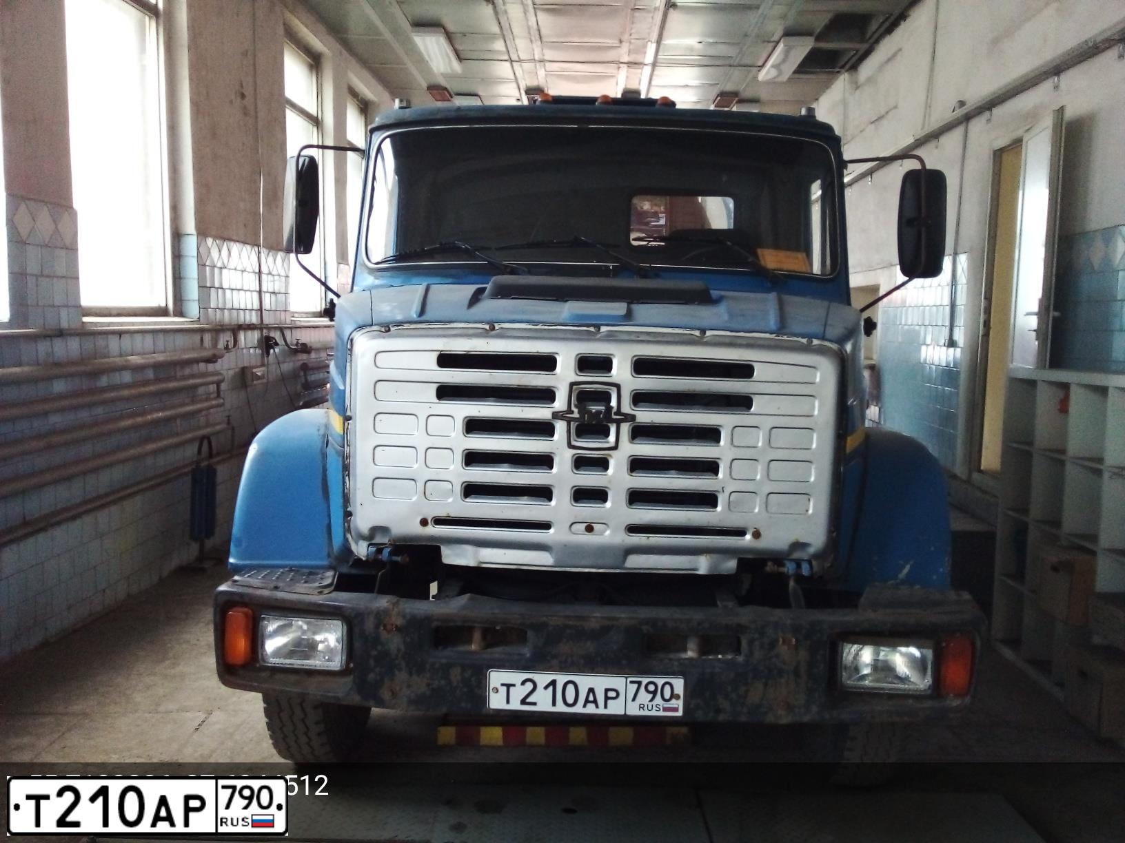 Фото автомобиля ZIL 432932 /4X2/ CHASSIS, 2007 — госномер Т008АТ190. Цвет: синий