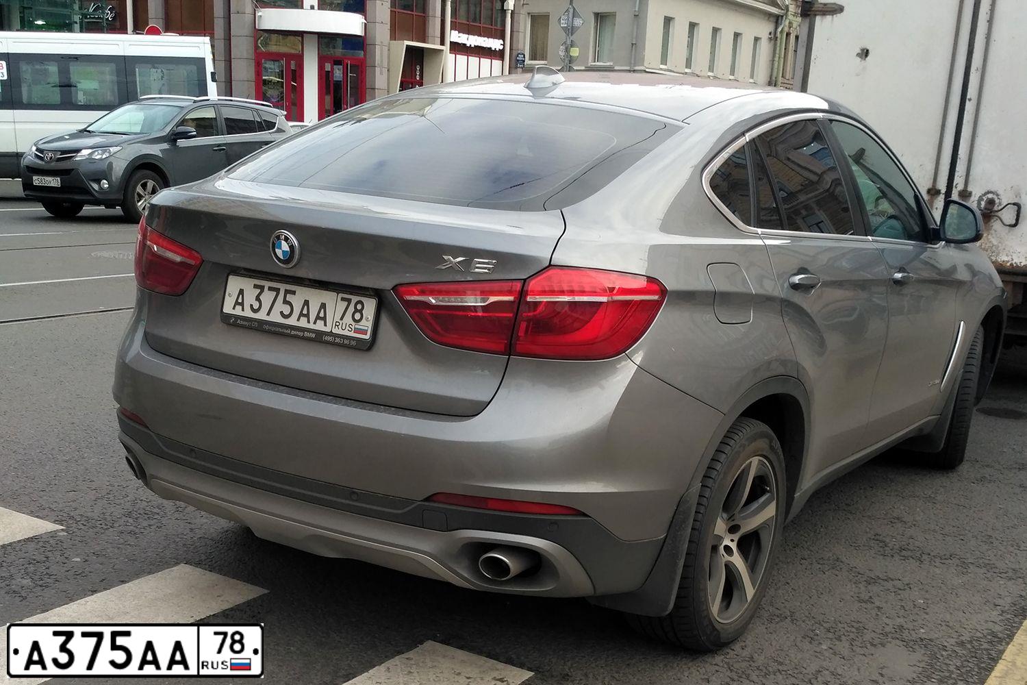 Фото автомобиля BMW X6, 2016 — госномер А375АА78. Цвет: СЕРЫЙ