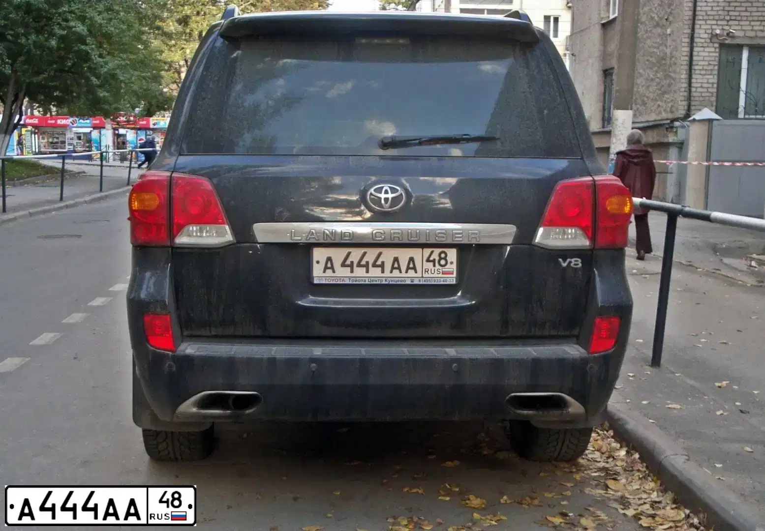 Фото автомобиля NISSAN MURANO, 2005 — госномер С018ОТ124. Цвет: ЗОЛОТИСТЫЙ