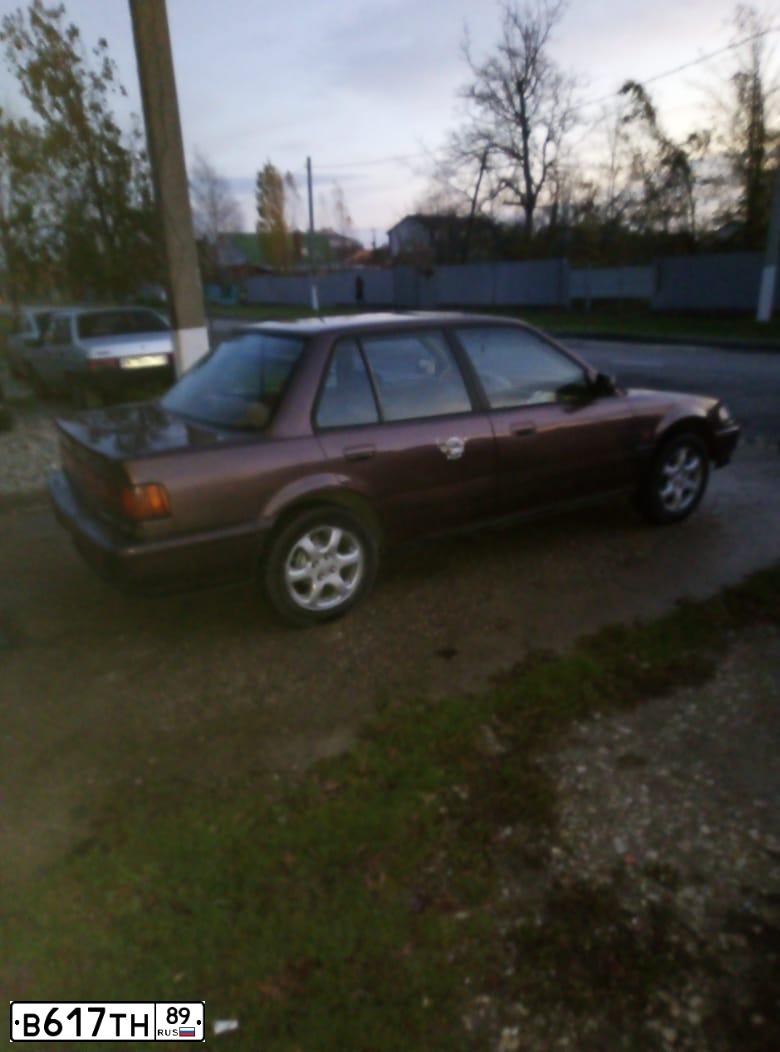Фото автомобиля HONDA CIVIC, 1991 — госномер О484ОВ97. Цвет: Коричневый
