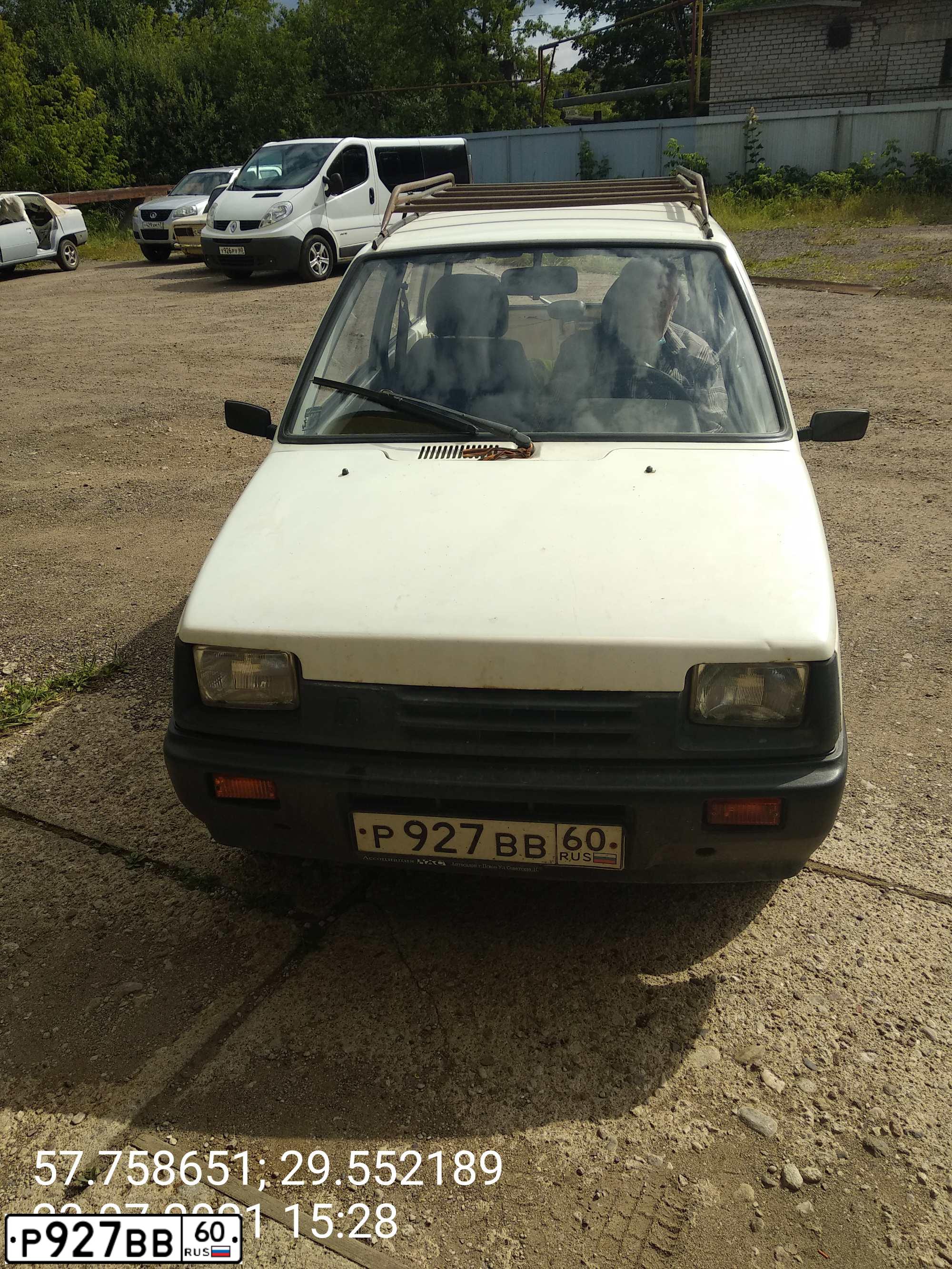 Фото автомобиля LADA OKA, 2003 — госномер Р522РУ198