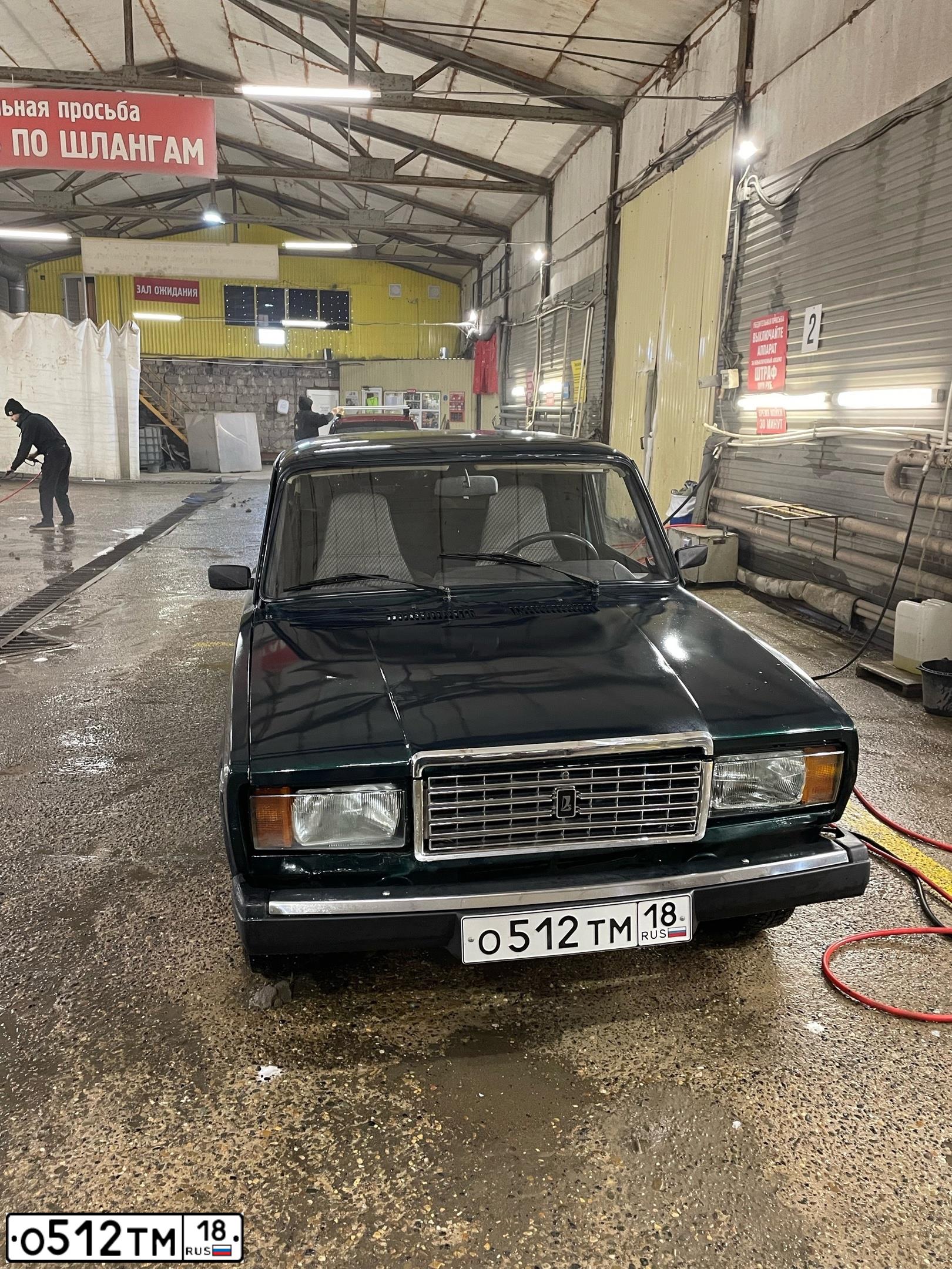 Фото автомобиля LADA 2107, 2007 — госномер О512ТМ18. Цвет: Темно-зеленый