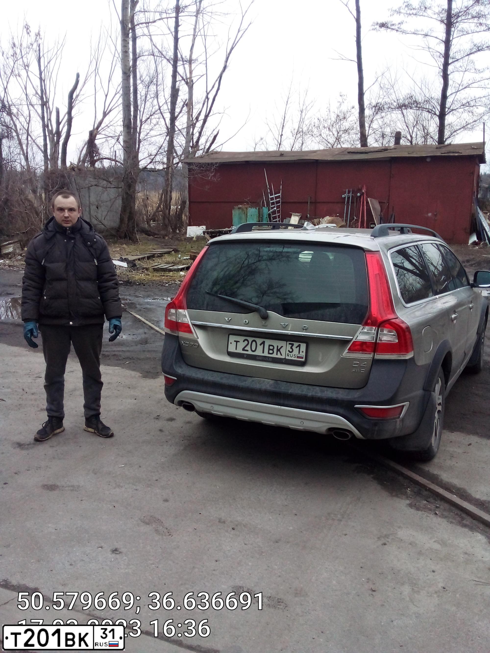 Фото автомобиля VOLVO XC70, 2014 — госномер Т201ВК31. Цвет: БЕЖЕВЫЙ