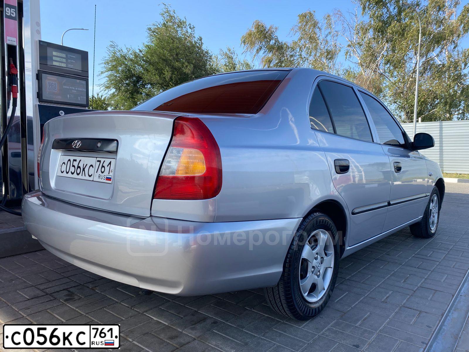 Фото автомобиля TAGAZ ACCENT, 2008 — госномер У888МК161. Цвет: Серебристый