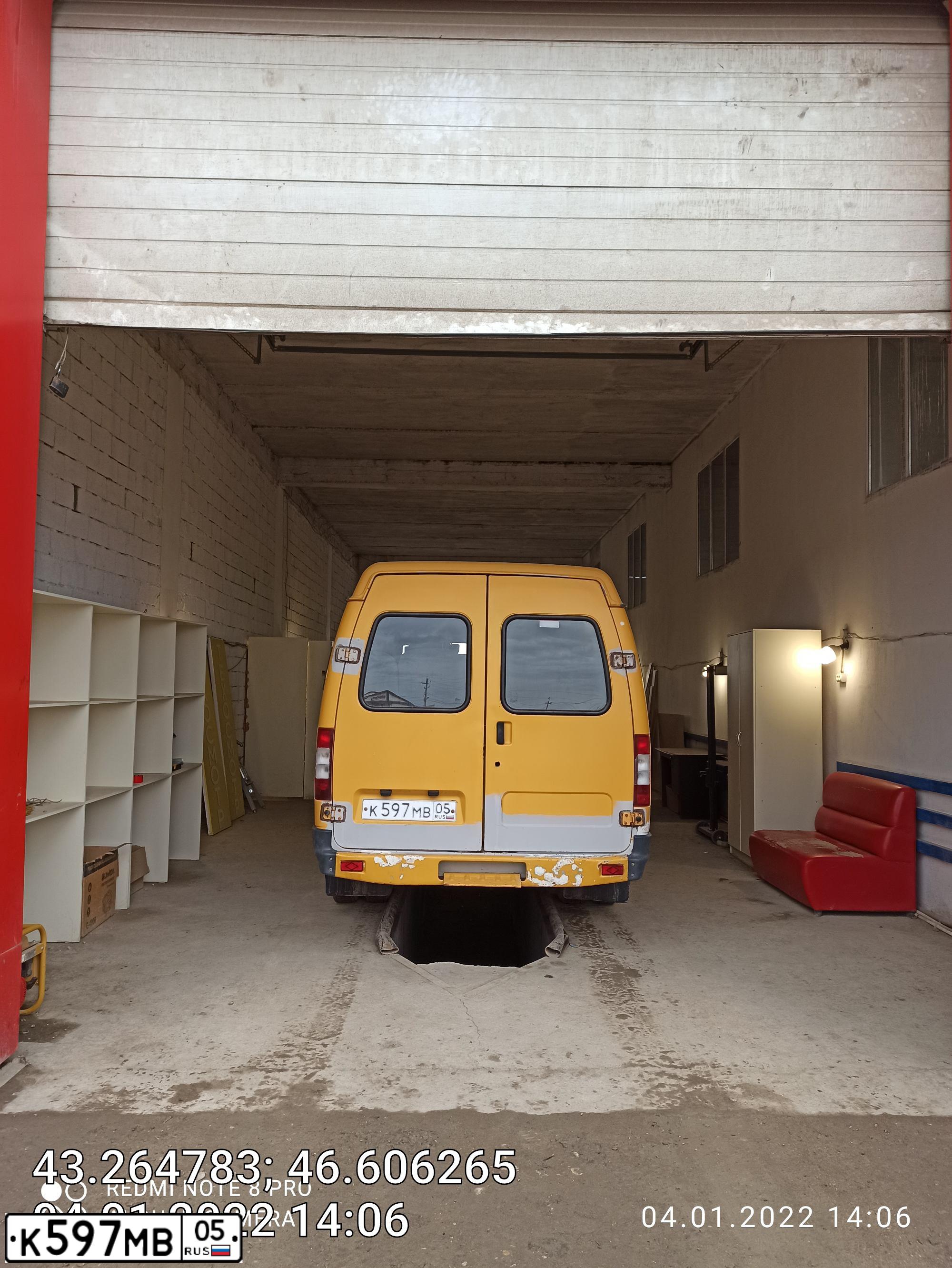 Фото автомобиля GAZ 3221 EL, 2007 — госномер К597МВ05. Цвет: ЖЁЛТЫЙ
