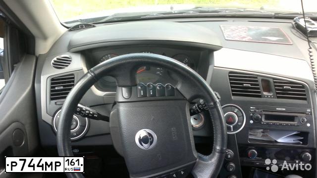 Фото автомобиля TOYOTA HILUX, 2015 — госномер Р744МР161. Цвет: ТЕМНО-СЕРЫЙ