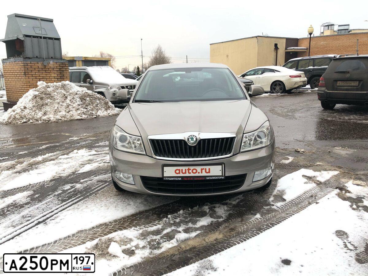 Фото автомобиля MERCEDES GLK-KLASSE, 2011 — госномер А250РМ197. Цвет: ЧЕРНЫЙ