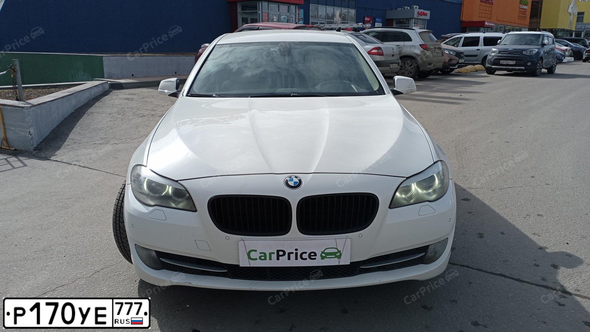 Фото автомобиля BMW SERIE 5, 2012 — госномер Е778ЕХ977. Цвет: Белый